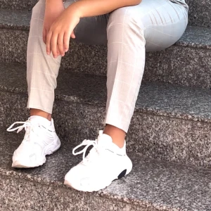 Kosymbyxor -  Jag är 165cm och de korta i modellen. Knappt använda, därav i bra kvalite. Inslag av brun, beige, grå och vit. För fler frågor skriv pm. Frakt ingår