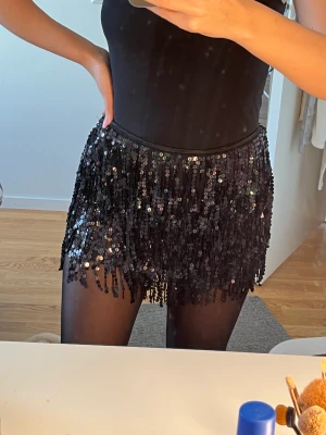 Skirt&shorts  - Skirt&shorts from pull&bear, size S 