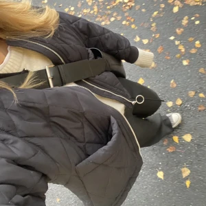 Jacka - Köparen står för frakten!💖