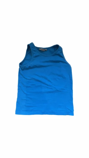 Blått linne - Blått 2000s linne, barnstorlek men passar en xs