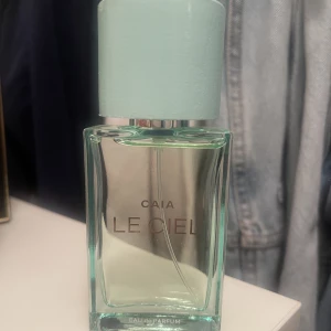 Caia parfym - Caia’s parfym. Endast testad, sprutat 1-2 sprut. 50ml. Köparen står för frakten!