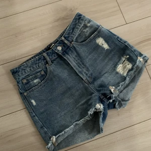 Somriga shorts - Supersnygga somriga jeans-shorts