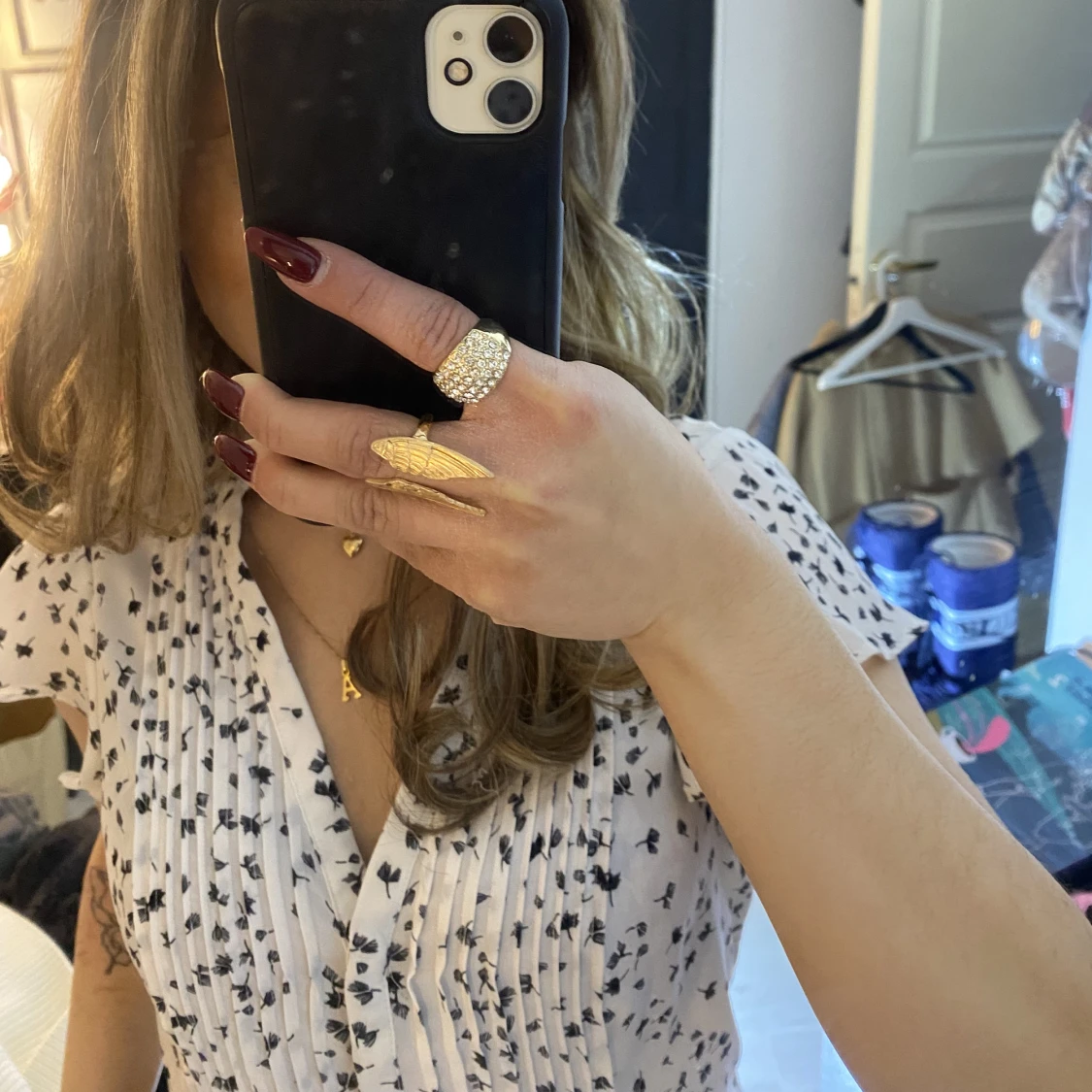 Blus med volangärm - 90