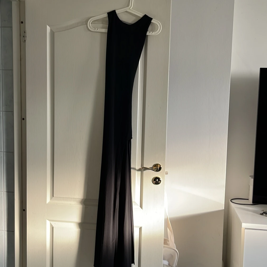 Maxiklänning med öppen rygg  - 91