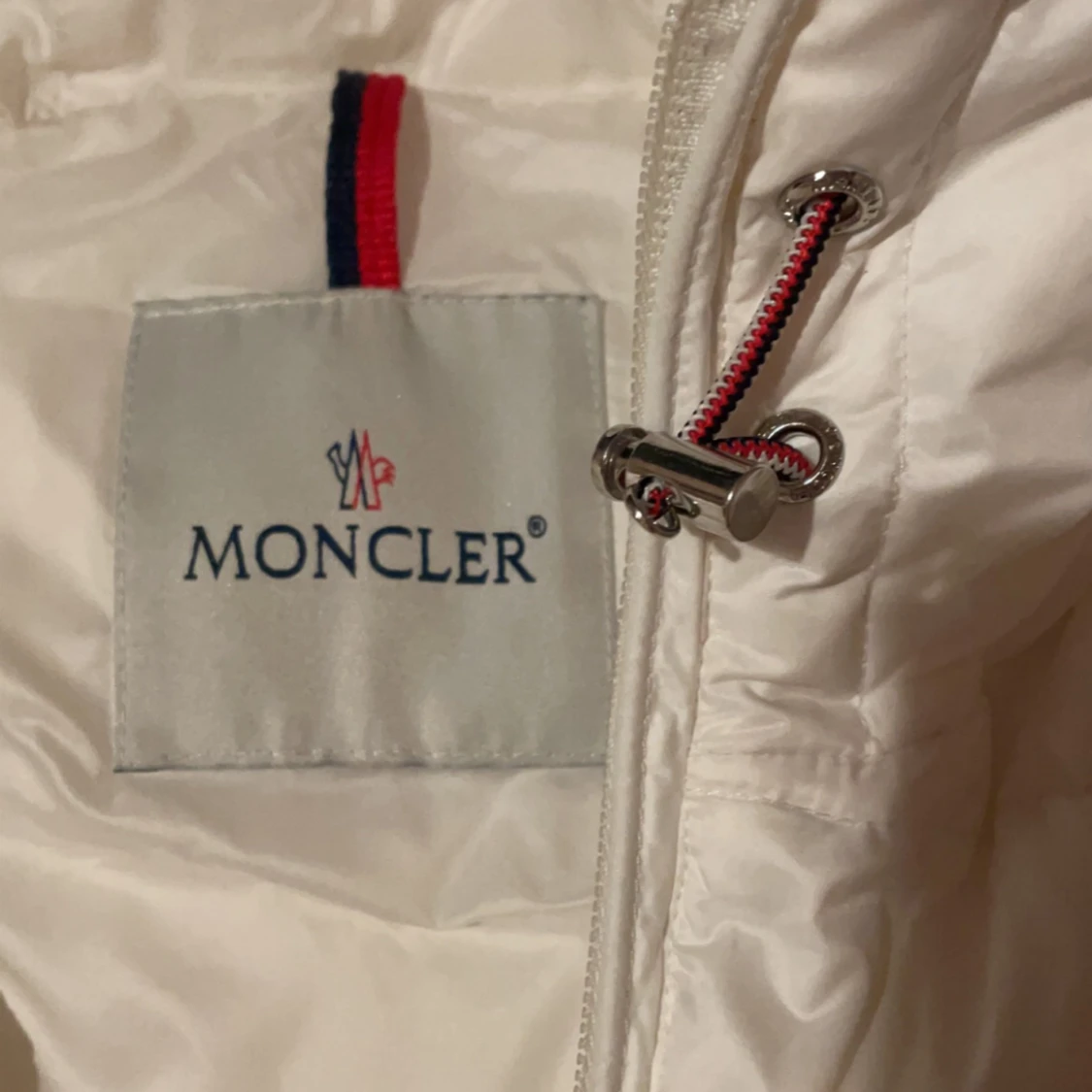 Moncler jacka  - 91
