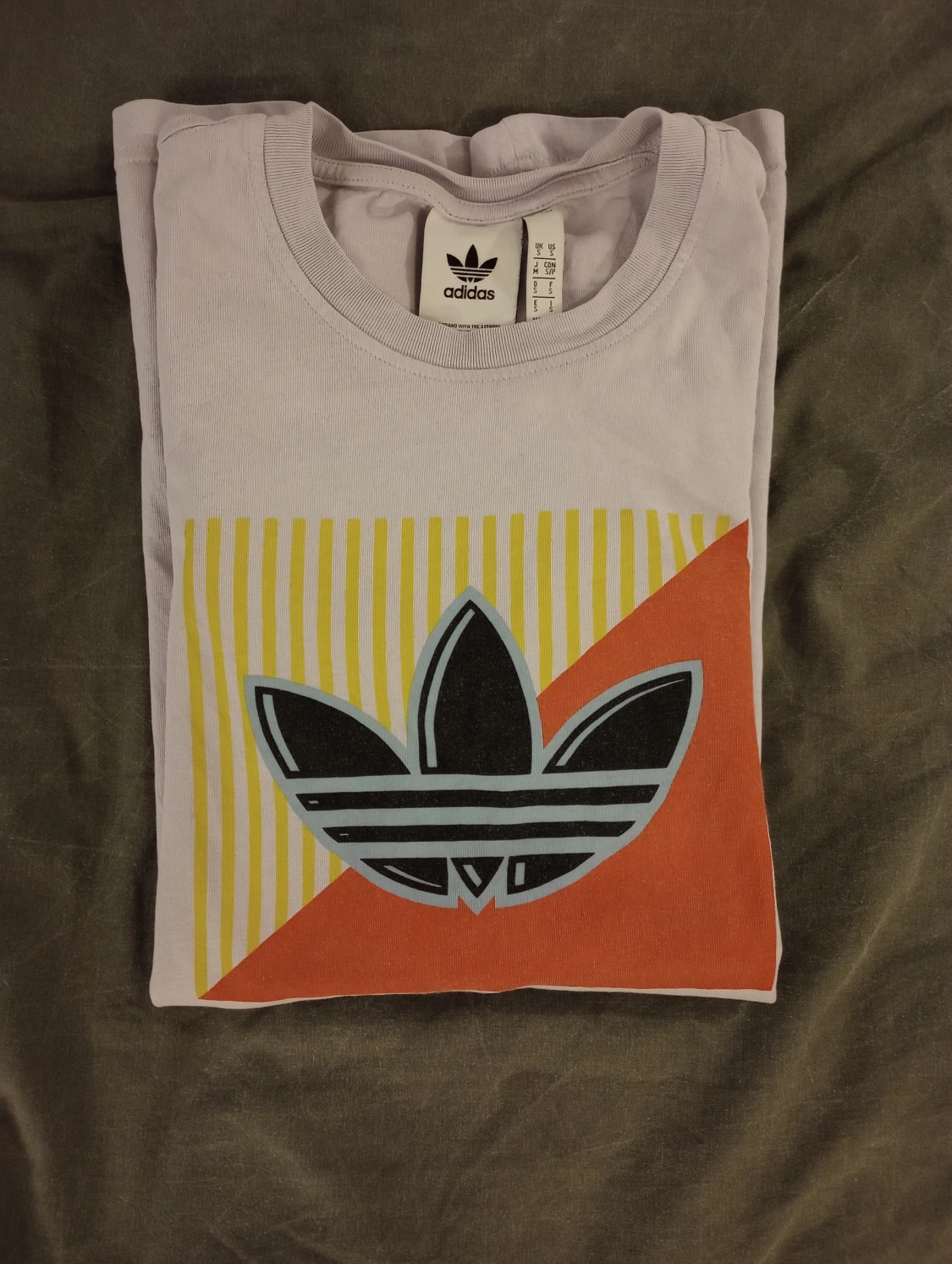 Adidas t shirt 