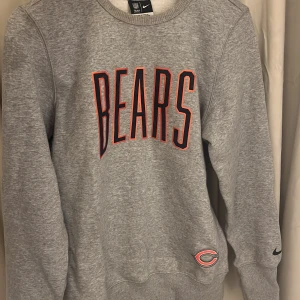 Nike tröja - Säljer denna vintage Nike tröjan då den inte har kommit till användning