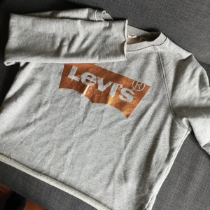 Levi's oversized  - Snygg tröja i skönt material 