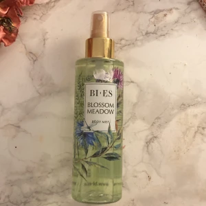 bodymist  - Bodymist av lukten blossom 200ml