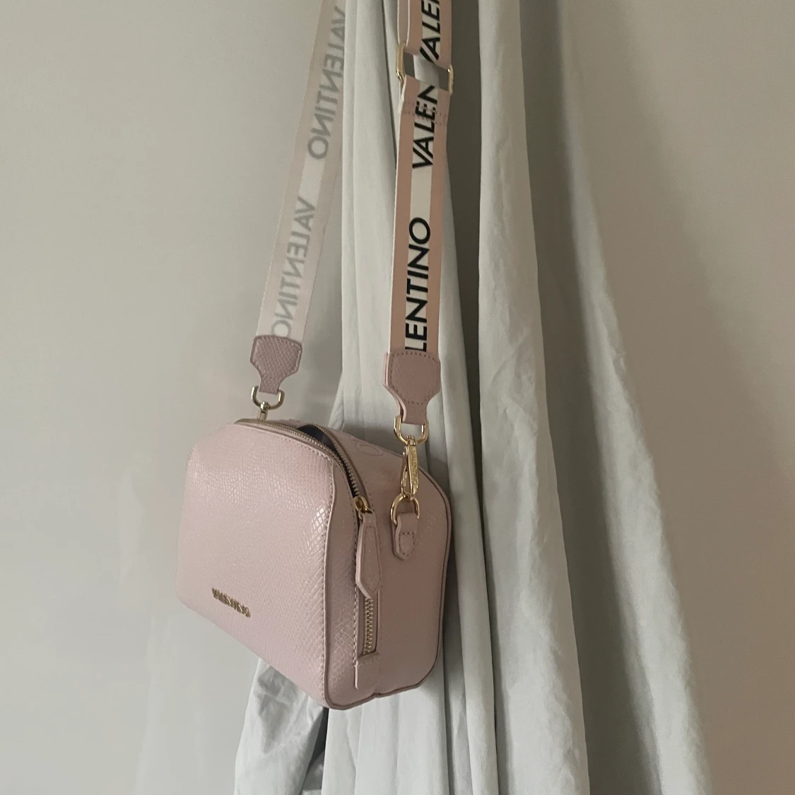 Valentino väska rosa - 90