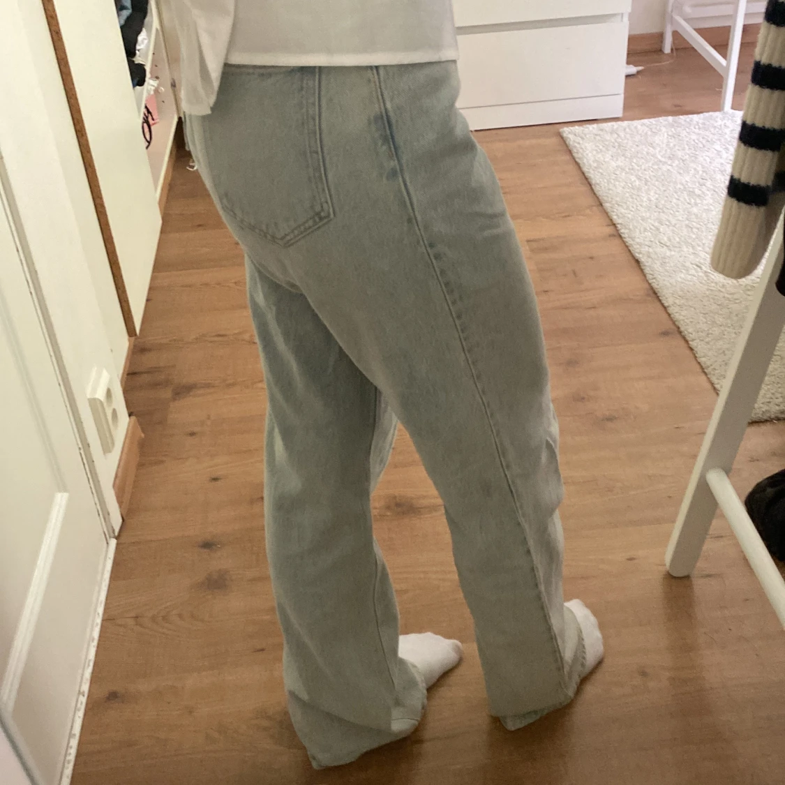 Ljusblåa jeans - 90