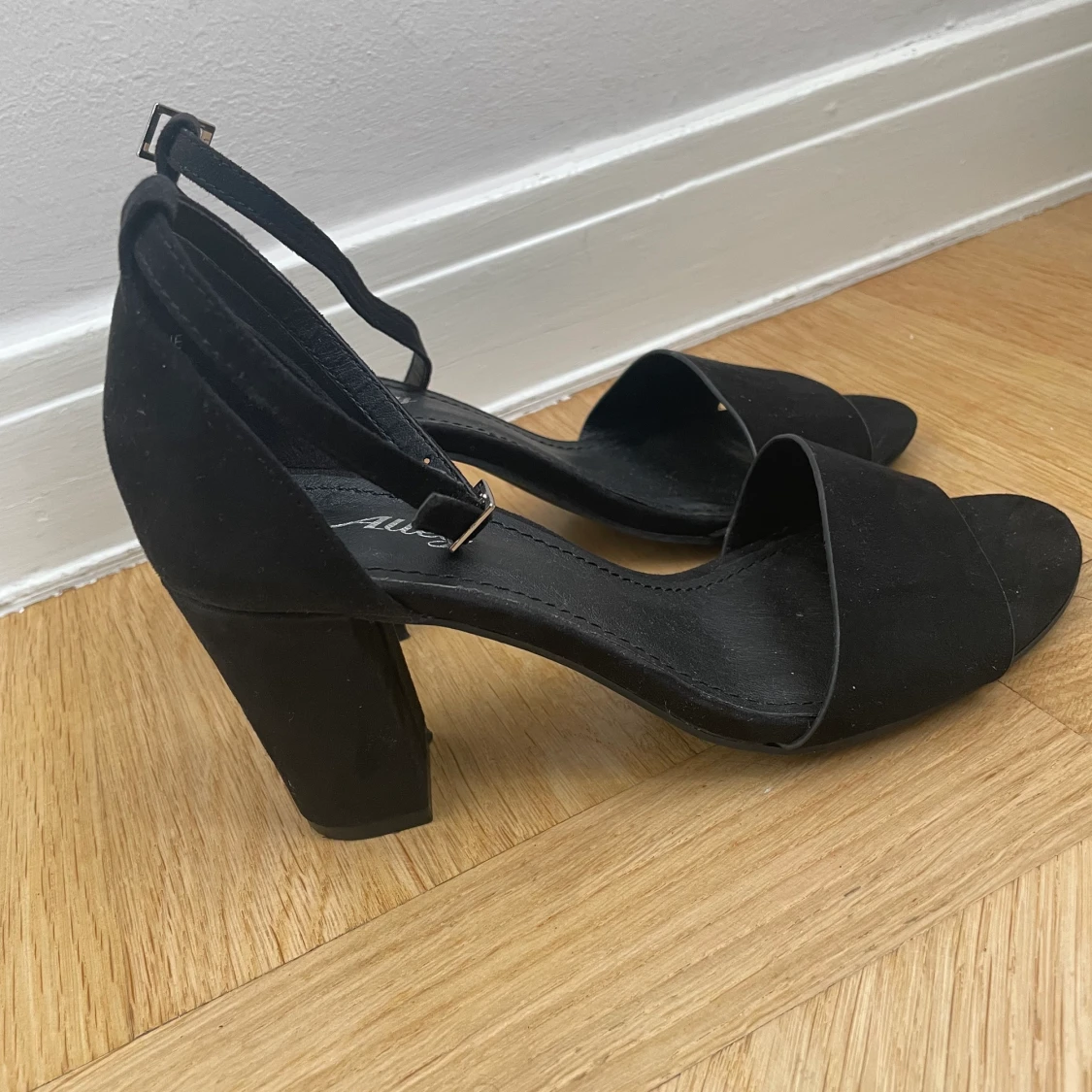 Klackskor, nya  - 90