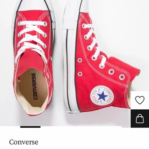 Converse  - Röda converse strl 39 250+frakt 