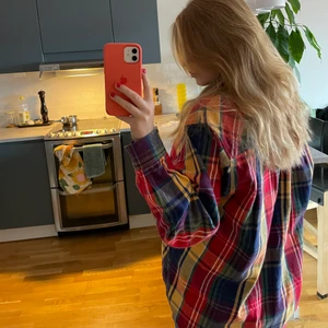 Rutig skjorta - Snygg vintage skjorta som är köpt second hand. 