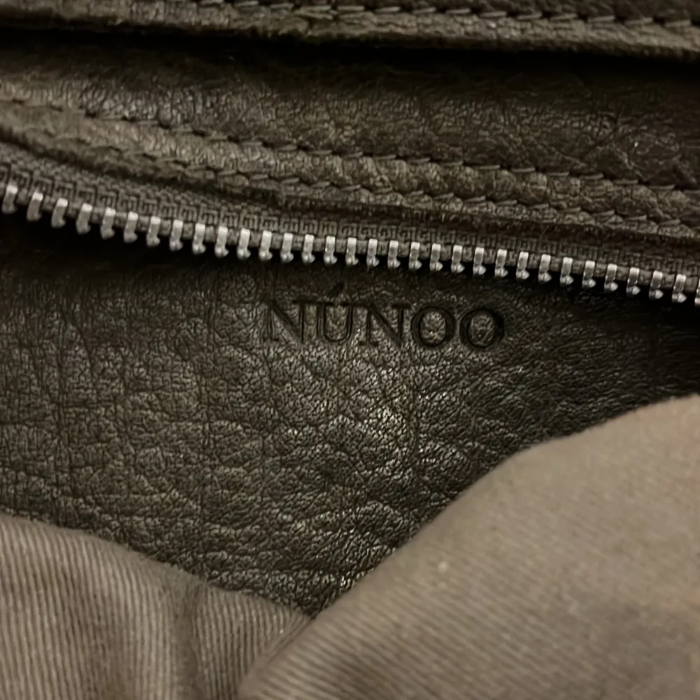 En superfin grön Nunoo väska! Jättebra skick, använder inte längre!. Väskor.