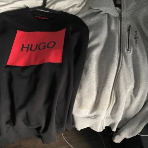 Sweatshirts,hoodie - Säljer nu 4st tröjor då det inte riktigt är min stil längre 2 st hugo sweatshirts båda i storlek L och i bra skick=400kr/st 1 sail racing sweasthirt storlek L använd max 5 gånger så bra skick=400kr En sail racing zip hoodie i storlek M bra skick=700kr 