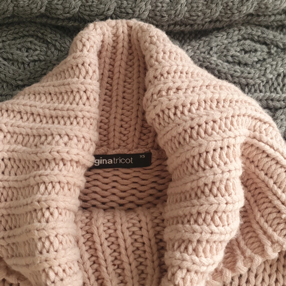 Mysig stickad tröja - 90