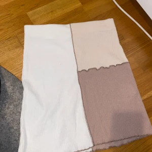 Kjol! - Fin kjol!  Köparen står för frakt 