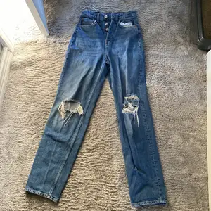 Ett par jätte fina jeans högmidjade