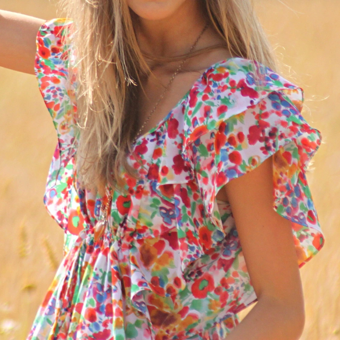 Blommig blus, strl 36