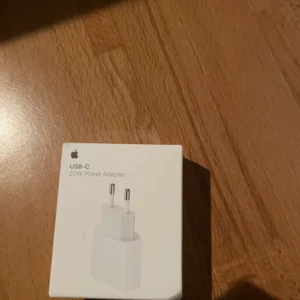 Usb-c adapt  - Ny oroginal 