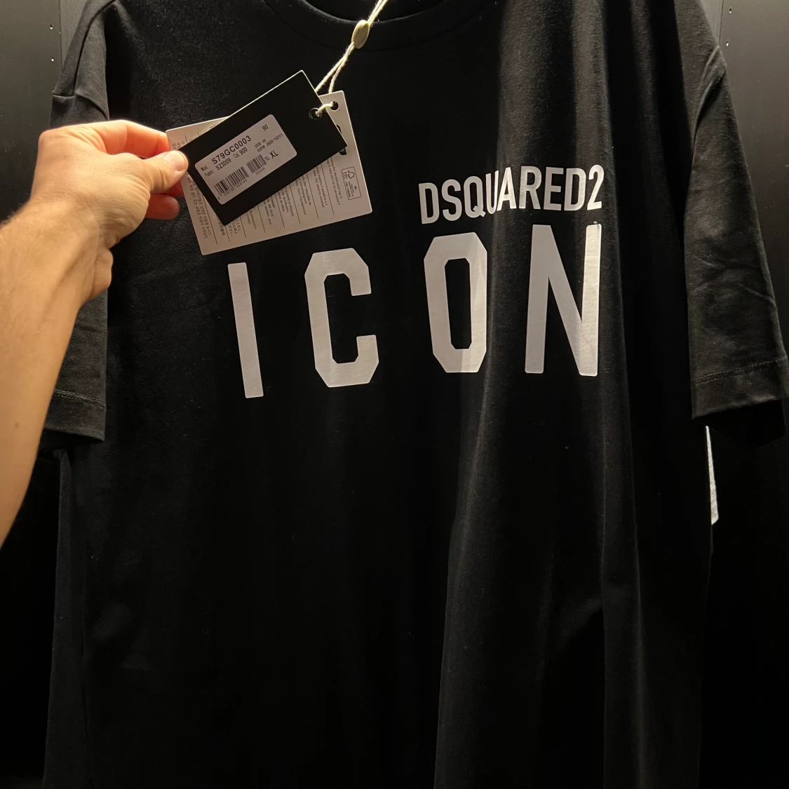  Helt ny Dsquared2 T-shirt 