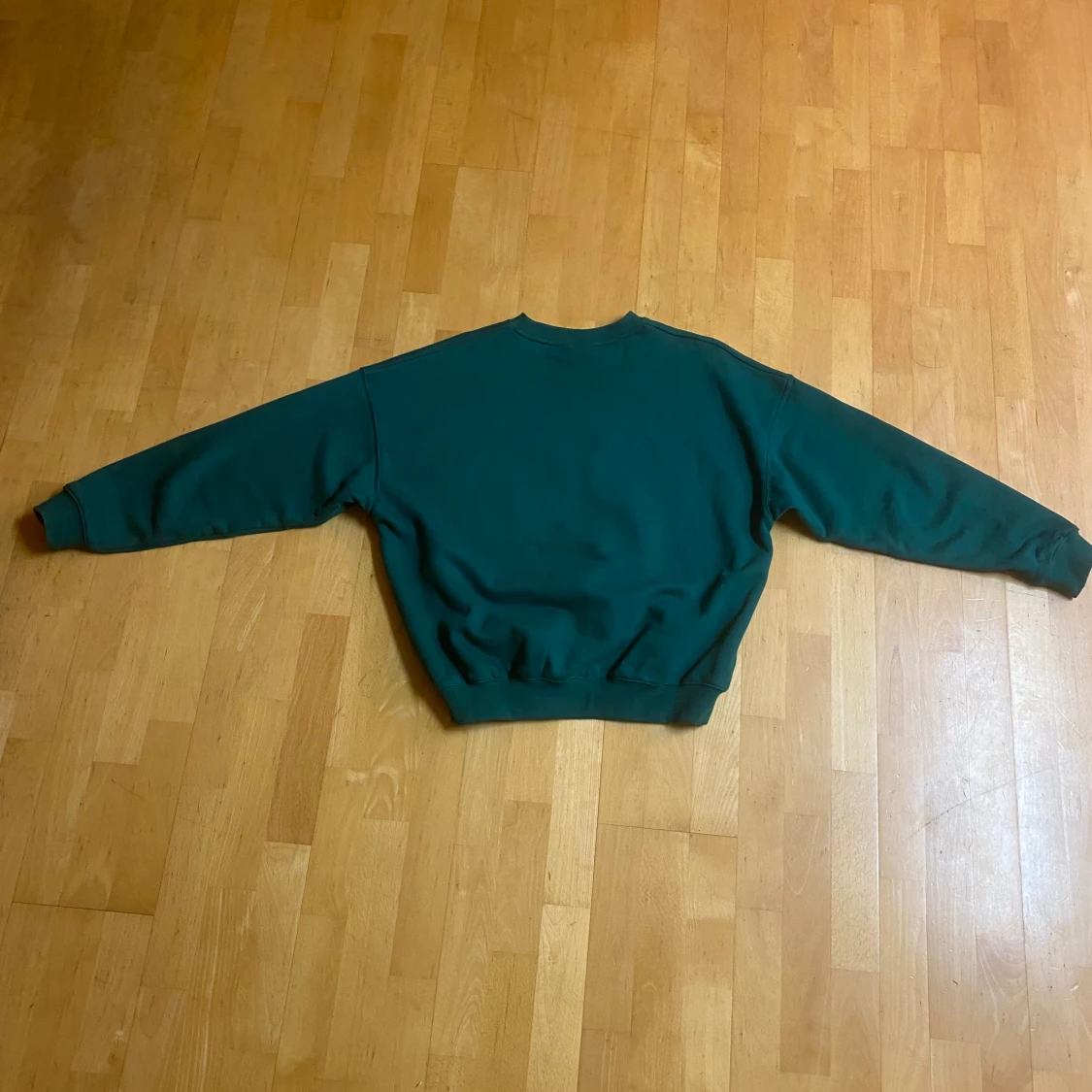 Worst behavior crewneck  - 90