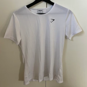 Tshirt från gymshark, helt ny och oanvänd  - Tshirt från gymshark. Helt ny, aldrig använt