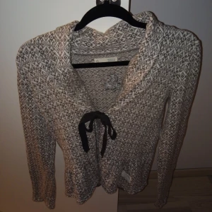 Odd Molly kofta  - Odd Molly kofta nyskick st 1 