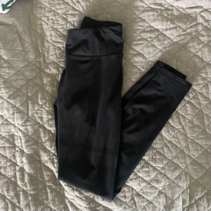 strongertights  - storlek S