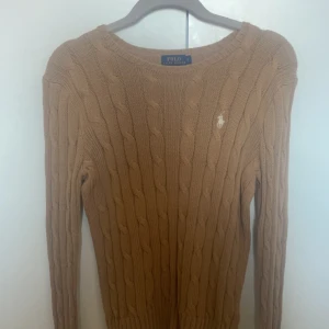 Ljusbrun ralphlauren tröja - Storlek S 