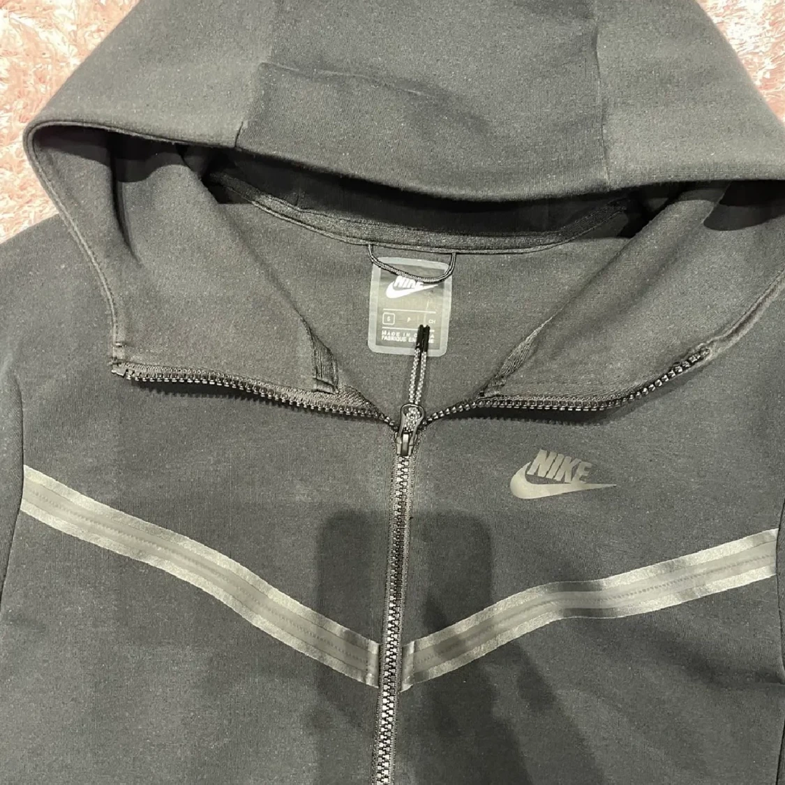 Nike tech storlek S  - 90