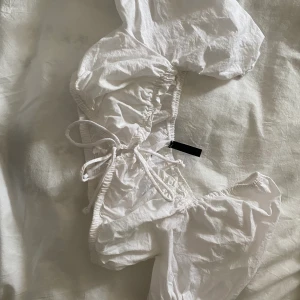 Puff topp - Söt topp som tyvärr är för liten 