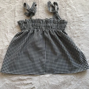 Superfin tröja!💘 - Hade tänk och sälja denna fina tröja från Hm som jag köpte för ca 1 år sedan. Använt ca 5 gånger och den är i nyskick.❤️