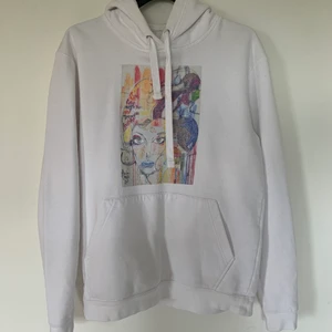 Hoodie strl M  - The cool elephant strl M. Fint skick. Kan mötas upp i Skåne, eller skickas spårbart frakt 