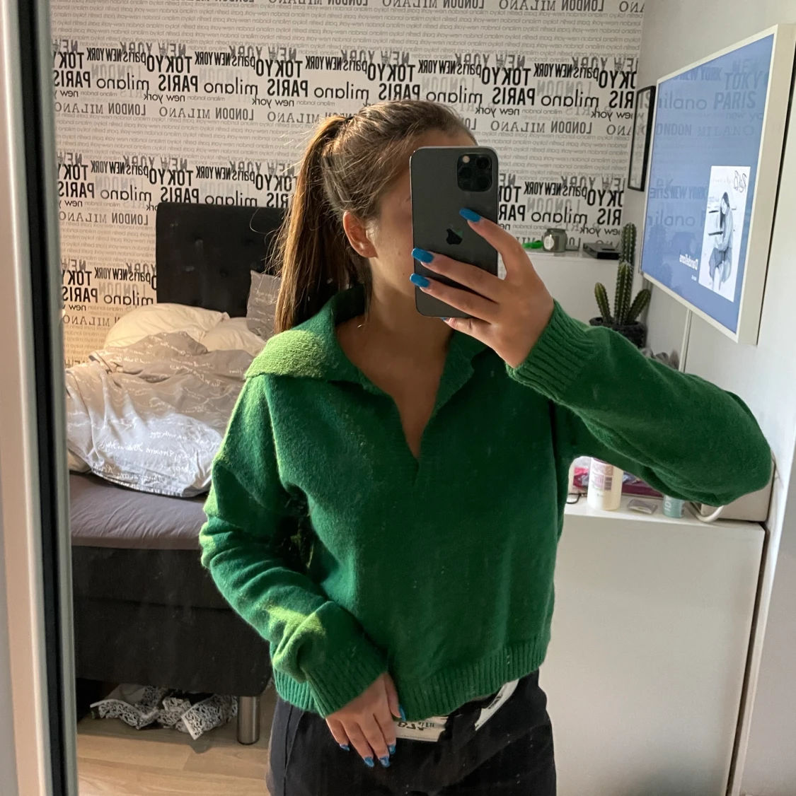 Grön stickad tröja - 90