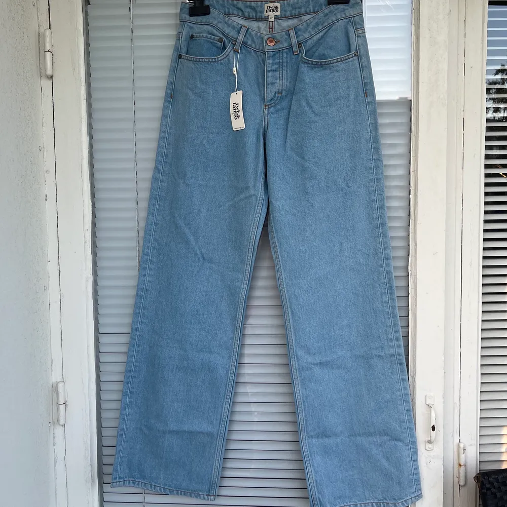 Aldrig använda (tags finns kvar) jeans från Twist & Tango säljes. Köpte två likadana par, men aldrig använt ena paret pga de inte passar mig längre. . Jeans & Byxor.