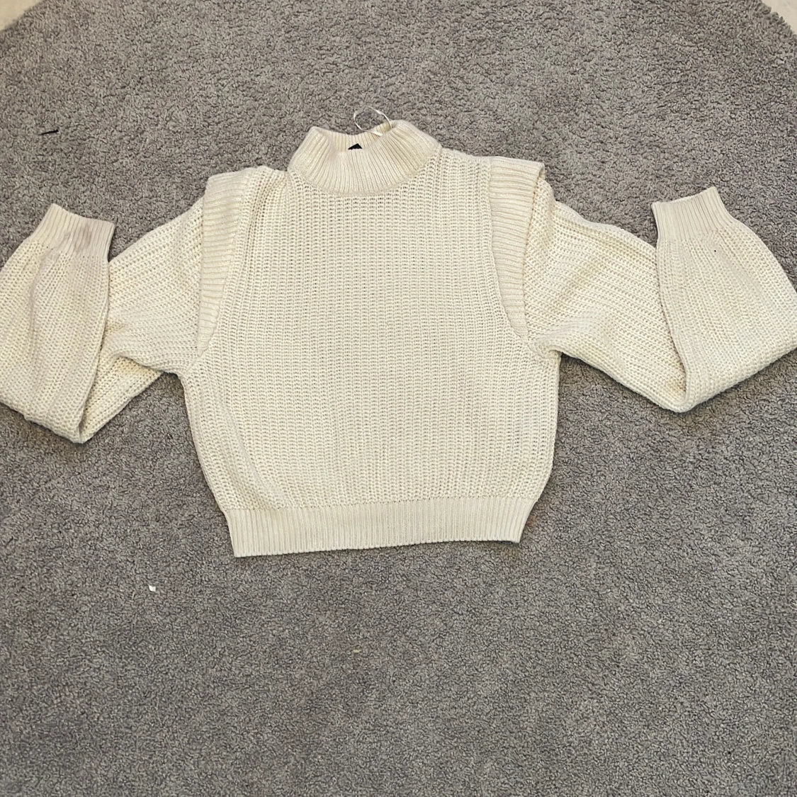 En stickad tröja från hm 