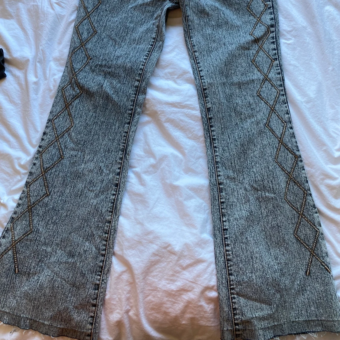 Jeans med bälte - 91