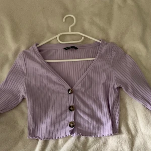 Lila topp - Fin topp, aldrig använd💓