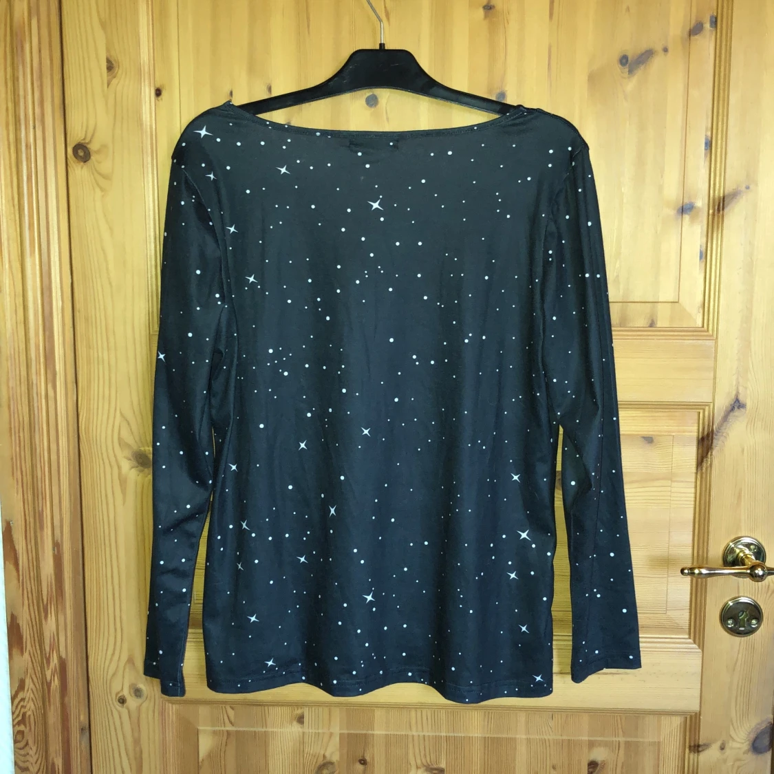 Svart tunn med tryck från Aimchic - 90