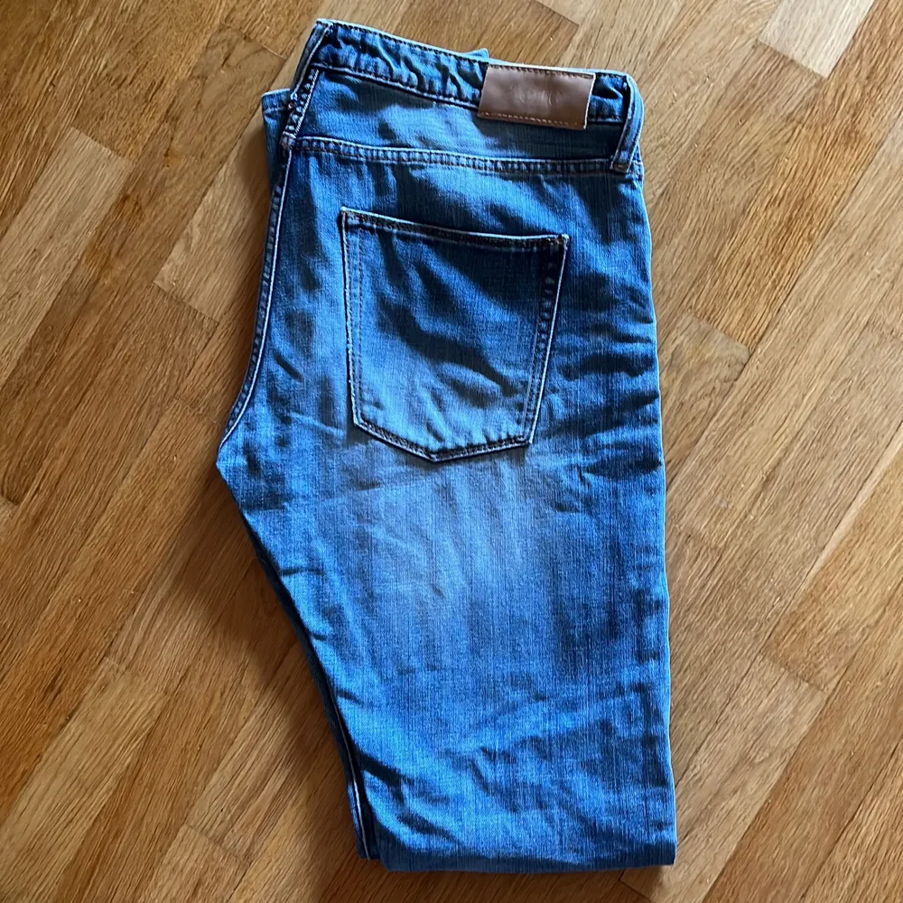 Fina Acne jeans i toppskick strl 30/34. Jeans & Byxor.