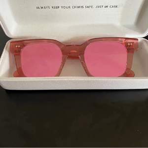 säljer mina rosa chimi 04 med spegelglas som inte säljs längre!💓 