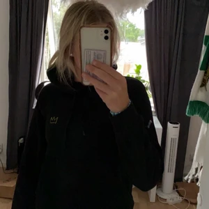 Hov1 hoodie - Hov1 Hoodie från albumet vindar på mars, bra skick, storlek s