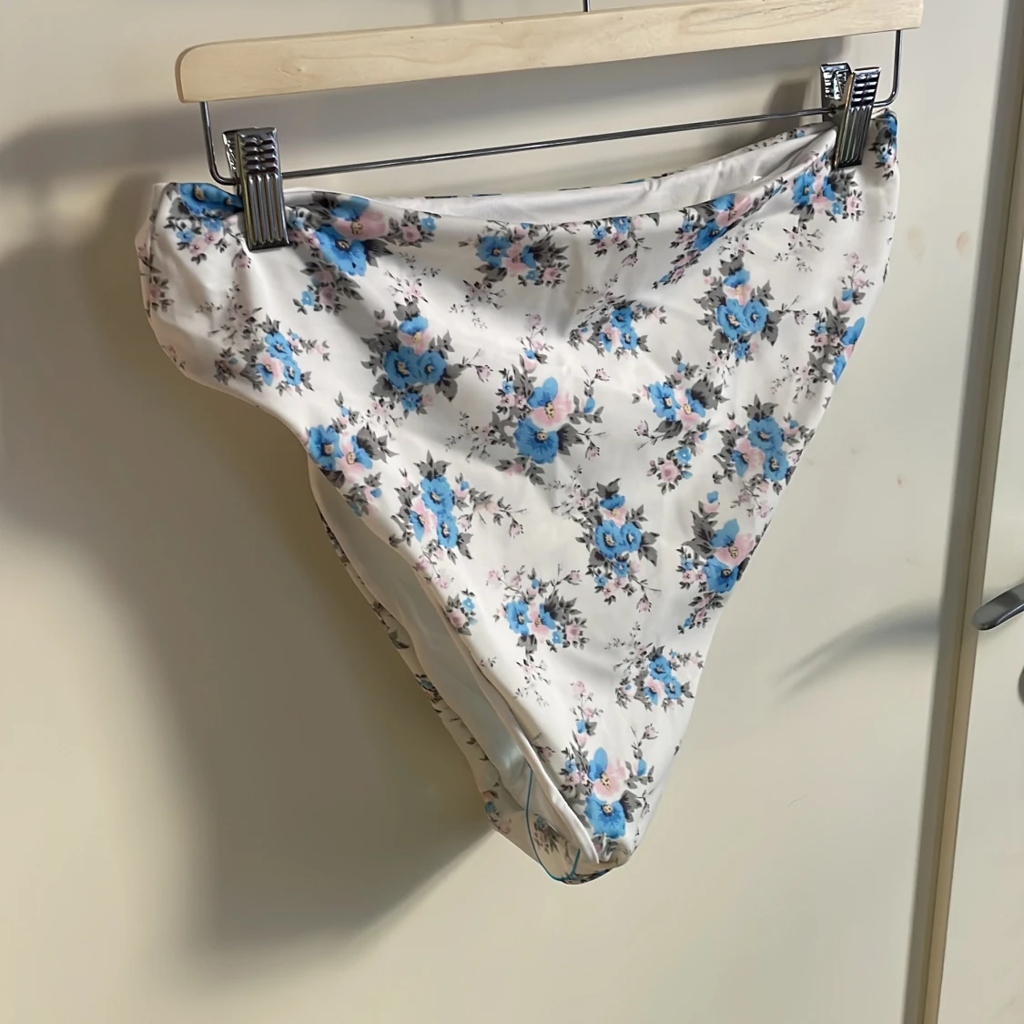 Helt oanvänd blommig bikini från ASOS - 91