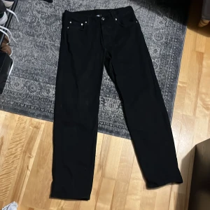 Sweet sktbs jeans - Helt nya aldrig använda sweet sktbs jeans köpta på junkyard skate i sthlm för 600kr