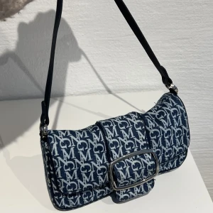 Mango väska  - Mango väska i jeans material 