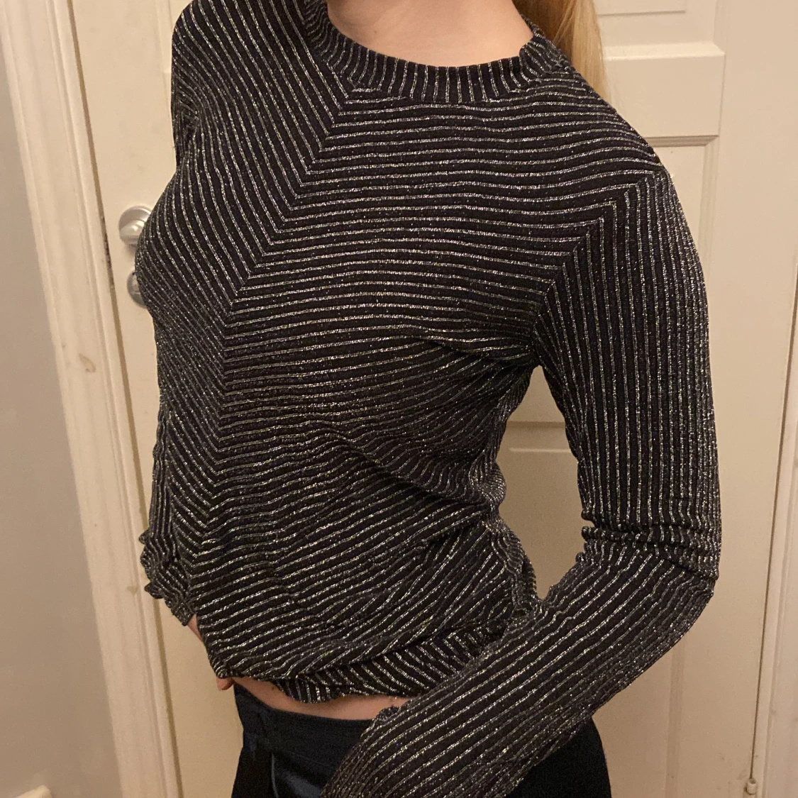 Svart långärmad topp  - 91