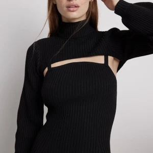 Ida Carlsson x nakd - Ribbstickad bolero från Ida Carlssons kollektion med NA-KD! I nyskick 💗 