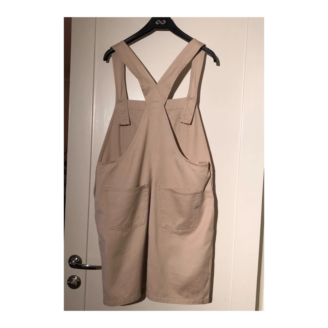 Beige hängselklänning - 91